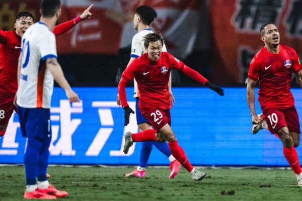 # - My News! Csl Roundup Shandong Come from Three Goals Down to Stun Meizhou