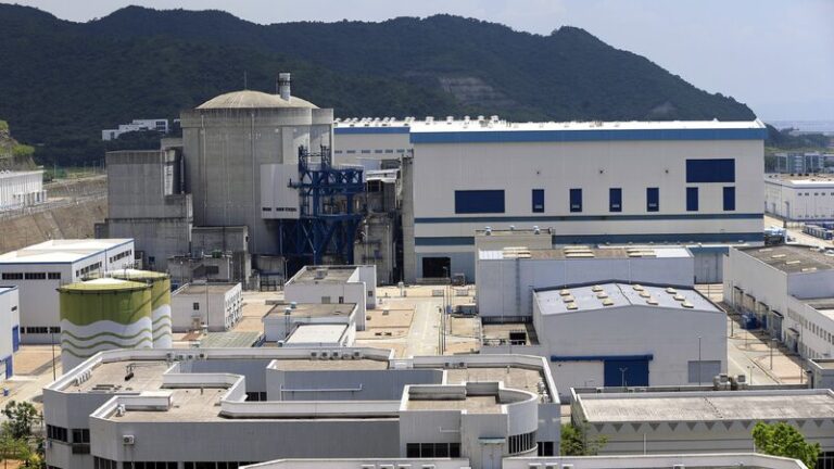 China Backs Nuclear Cooperation Calls for Stronger Iran Talks 