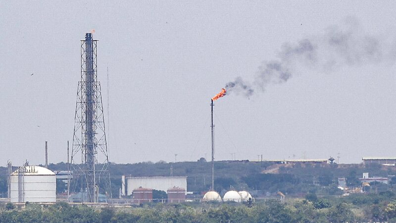 China Opposes Us Move to Punish Countries Buying Venezuelan Oil 