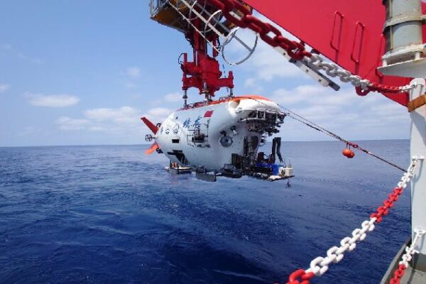 China’s Upgraded Jiaolong Submersible Sets New Deep-Sea Diving Records China's upgraded Jiaolong submersible breaks deep-sea mission records