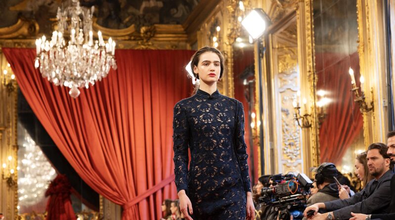 Zhao Huizhou Illuminates Milan Fashion Week with ‘Aurora’ Collection Chinese designer Zhao Huizhou unveils new line at Milan Fashion Week video poster