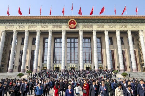 Chinese Lawmakers Submit 269 Proposals at Annual Legislative Session Chinese lawmakers submit 269 proposals to annual legislative session