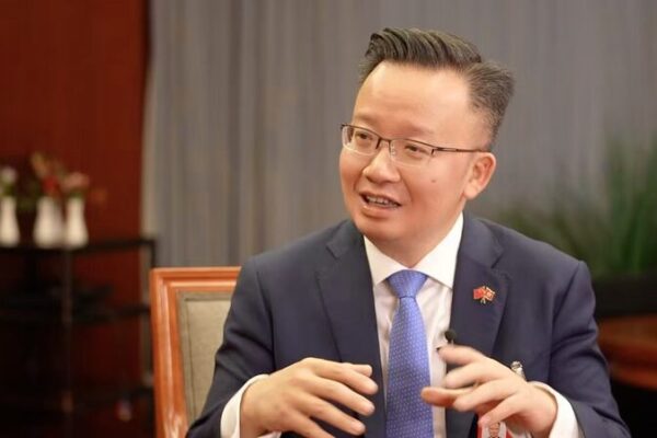HK Deputy Advocates AI to Unlock Hong Kong’s Potential and Boost Global Connectivity Deputy's thoughts on unleashing potential of HK, sharing AI globally video poster