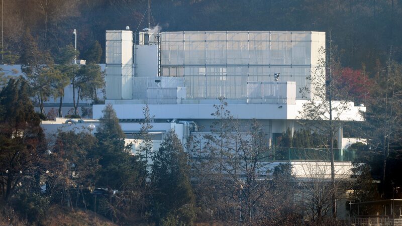 Live South Koreas Impeached President Yoon Released from Custody Video Poster 