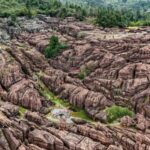 Red Rock Forest Enchants Visitors in Chongqing