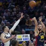 Stephen Curry Makes 4000th Career Triple in Warriors Win over Kings 