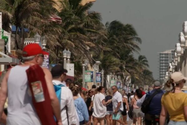 Florida’s Tourism Faces Threat from US-Canada Tariff Conflict Tariffs threaten Florida tourism video poster