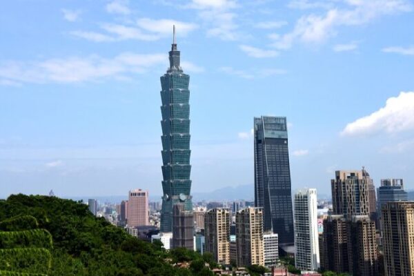 China Urges U.S. to Clarify Stance on Taiwan Issue The U.S. should clarify two points on the Taiwan question