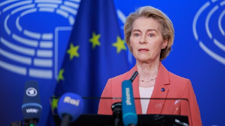 Trumps 25 Tariffs on Cars Spark Fierce Backlash from Europe 