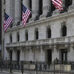 # - My News! Us Consumer Confidence Falls for 4th Consecutive Month