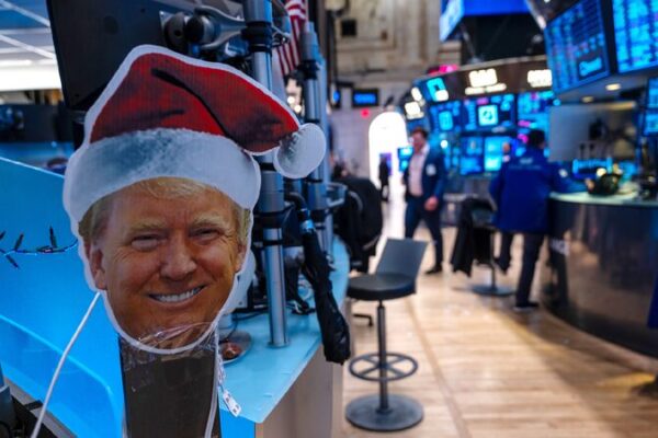 US stock market plunges amid recession fears