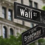 Wall Street Hit by Trump Tariffs on Canada and Mexico 