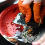 Young Artisans Breathe New Life into Fujians Lacquerware 