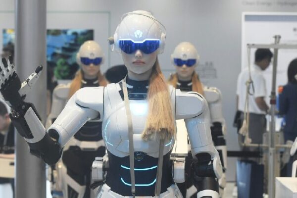 AI Humanoid Robots Steal the Show at Auto Shanghai 2025 AI humanoid robots impress at Auto Shanghai 2025