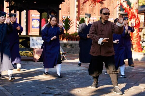 Master Cao Leads Morning Xingyi Quan Ritual Aligning Mind and Body with Nature A morning xingyi quan martial art ritual