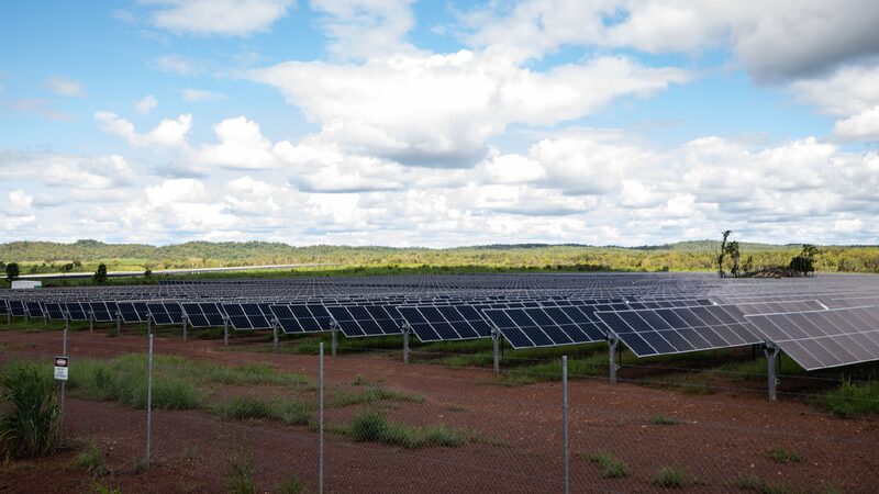 Australian researchers make eco-friendly solar cell breakthrough