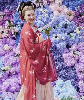 Beijing’s Huazhao Festival Brings Hanfu Culture to Life Beijing Huazhao Hanfu Cultural Festival welcomes spring in style video poster