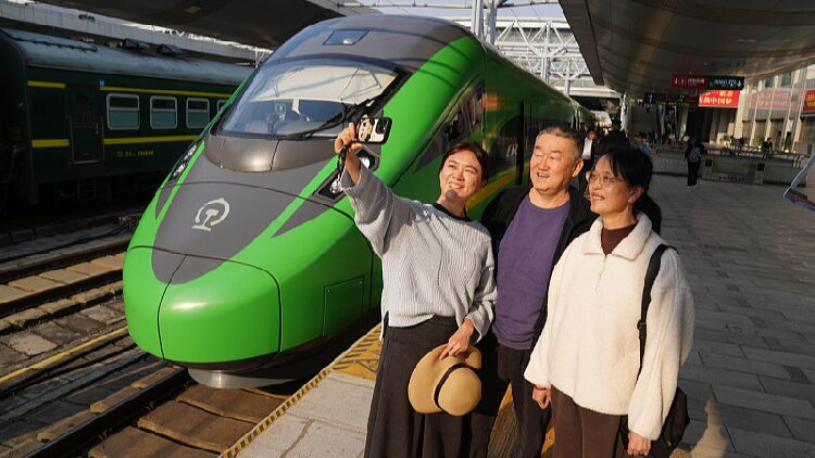 China laos Railway Carries 487000 Cross border Passengers in 2 Years 
