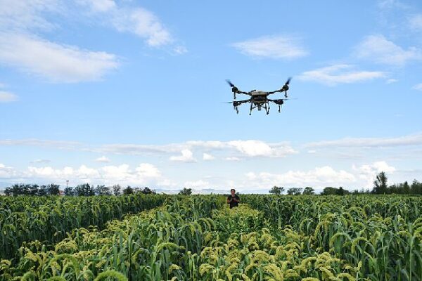 China leads global agriculture drones deployment: U.S. industry report