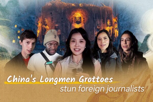China's Longmen Grottoes stun foreign journalists video poster