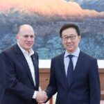 Chinese Vice President Meets Hsbc Group Chairman 