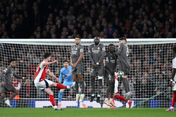 Daggers and magic: UEFA Champions League quarterfinal breakdown video poster