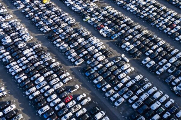 # - My News! Eu Seeks Unity in First Strike Back at Trump Tariffs