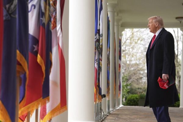 # - My News! Experts on Trumps Tariff Policy Us is Against the World