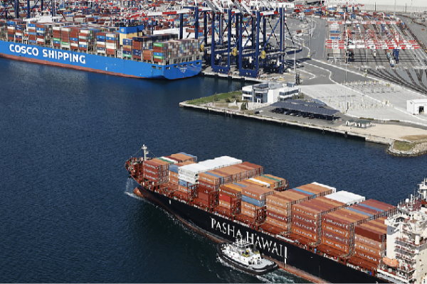 Experts Warn U.S. Tariffs Could Spark Global Economic Turmoil Experts on Trump's tariff policy: U.S. is stoking international panic