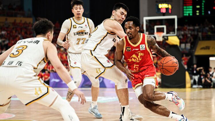 Guangsha Lions Roar to Victory Over Liaoning in CBA Semifinals Guangsha Lions overwhelm Liaoning Flying Leopards in CBA semifinals