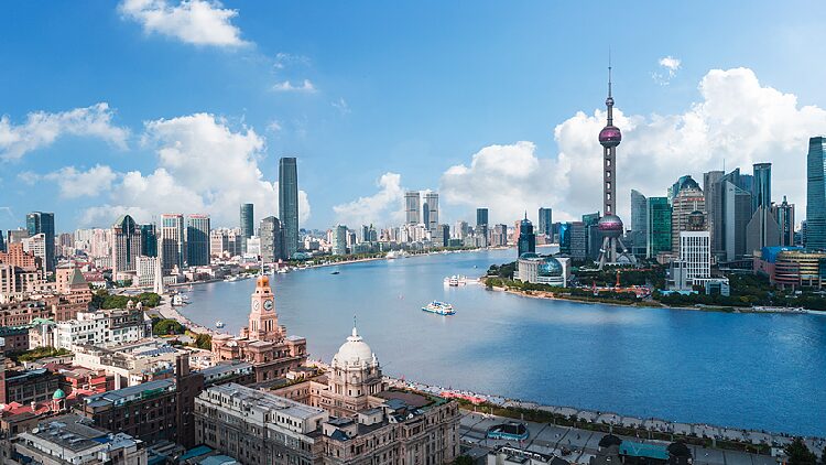Investor Confidence in China Surges Hsbc Survey Finds 