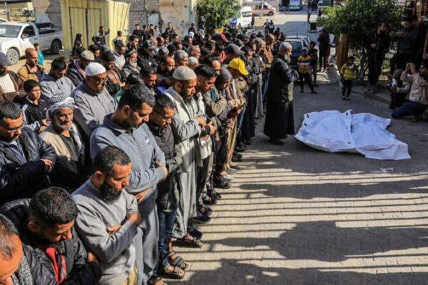 Israeli defense minister says no humanitarian aid will enter Gaza
