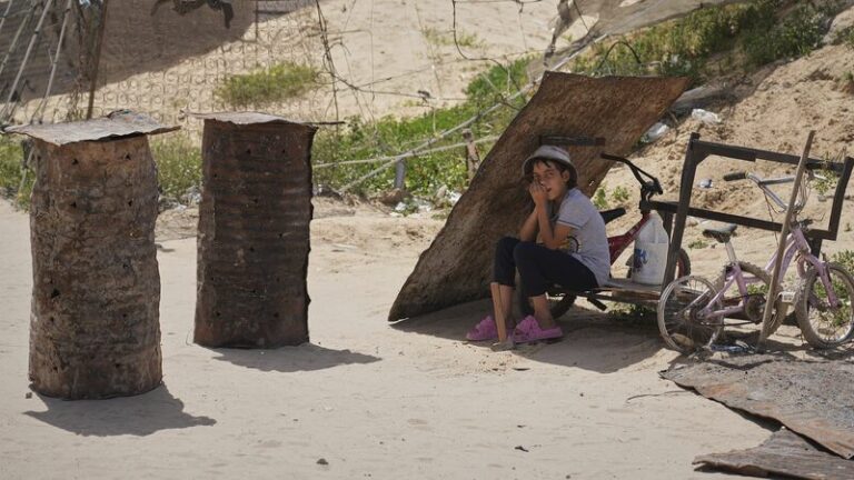 Israeli Forces Have Completed Encirclement of Gazas Rafah Military 