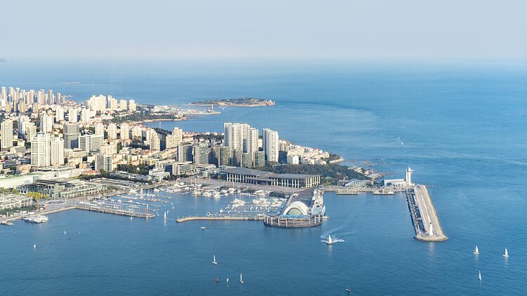 Live Qingdao International Sailing Center 