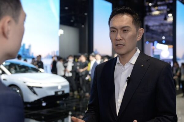 Nissan China: There are opportunities in every crisis video poster