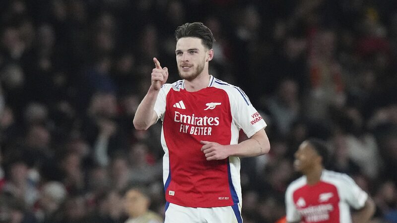 Rices Free Kick Double Fires Arsenal to 3 0 Win over Real Madrid 