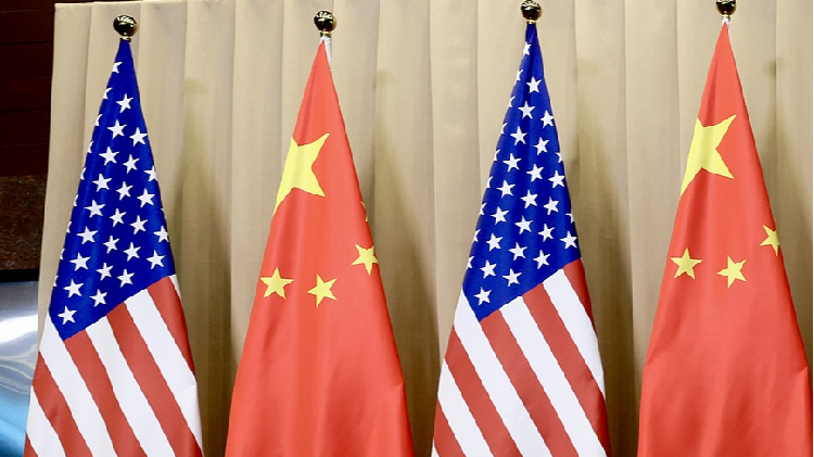 Senior Chinese Official Meets with Bridgewater Founder 