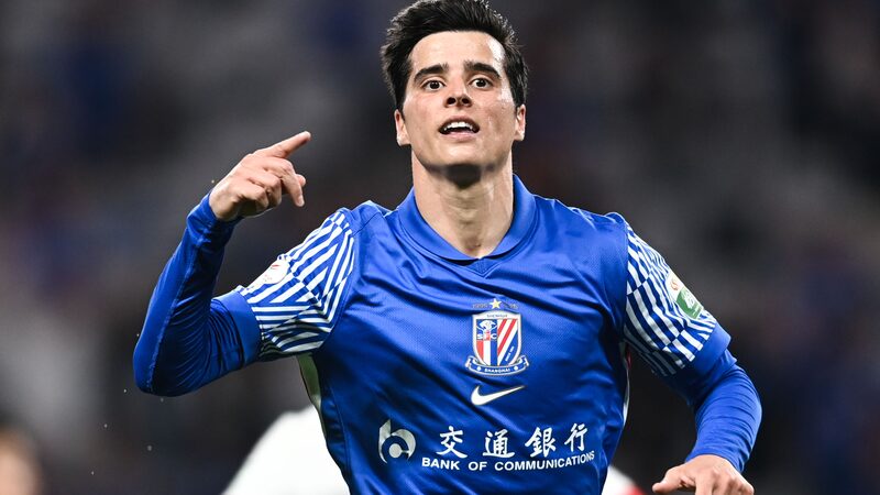 Shanghai Shenhua Tops League After Comeback Win; Shanghai Port Triumphs 4-1 Shanghai Shenhua top table after comeback, Port claim huge win