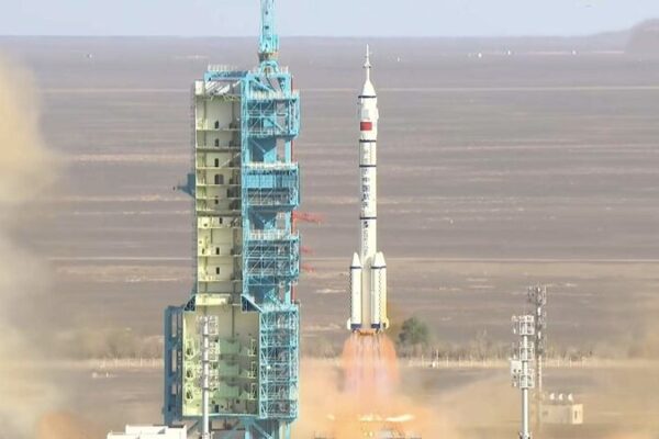 # - My News! Shenzhou 20 China Launches 3 Astronauts into Space Video Poster