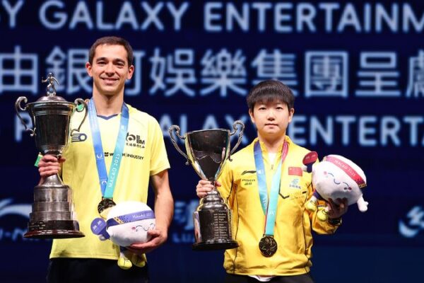 Sun Yingsha Defends ITTF World Cup Title; Calderano Makes History for Brazil Sun Yingsha retains ITTF World Cup crown, Calderano makes history