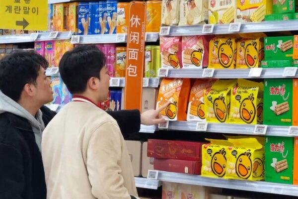 From Supermarkets to Nail Salons: South Koreans’ Surprising Picks in Shanghai Supermarkets, nail salons – South Koreans' unexpected Shanghai picks video poster