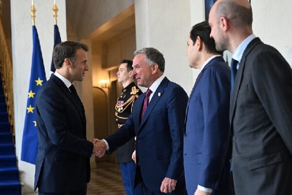 U.S., Ukraine, and Europe Unite for Peace Talks in Paris U.S.-Ukraine-Europe trilateral talks held in Paris