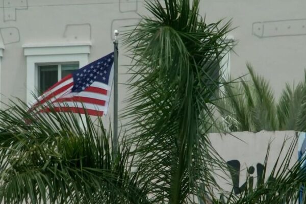 U.S. court blocks deportation of over 500,000 migrants video poster