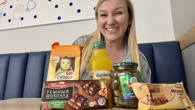 # - My News! a Taste of Russia in Beijings Yabaolu Video Poster