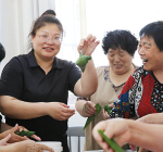 China Steps Up Support for Social Participation of Seniors 