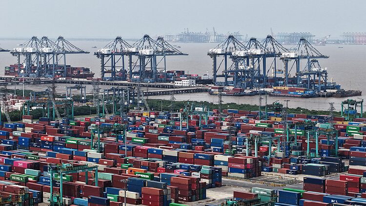 Chinas Foreign Trade Up 56 Pct in April 