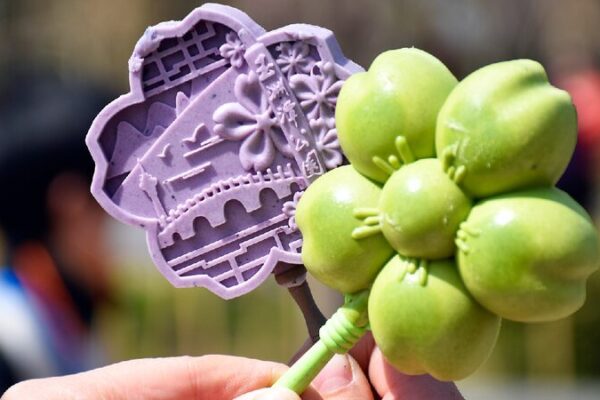 Chilling with Culture: China’s Trendy Ice Cream Bars Cool Down Summer Tourism Cultural ice cream bars: Tasting heritage on China Tourism Day