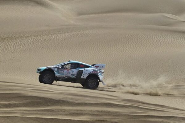 # - My News! Dust Drama Force Racers to Slow Down at Stage 7 of Taklimakan Rally Video Poster