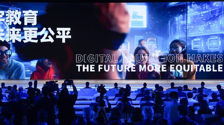 # - My News! Empowering Education Through Collaboration in the Ai Era