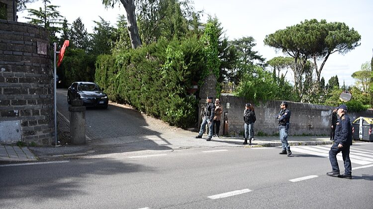 Irans Fm Next Round of Talks with Us to Be Held in Oman on Sunday 